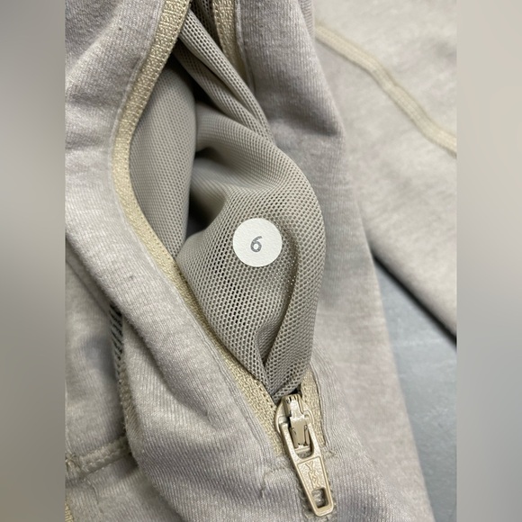 Lululemon In Stride Jacket - Picture 8 of 13